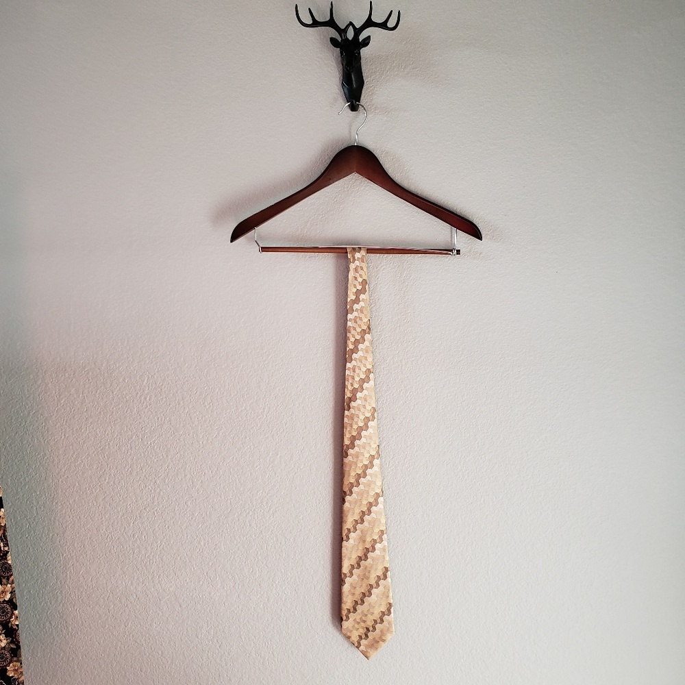 Van Heusen Gold Silk Tie